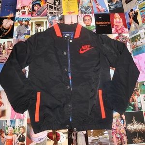 NIKE BOMBER JACKET BLACK AND RED